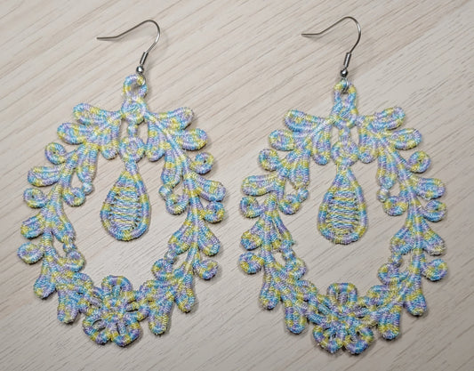 Lace Regal Daisy Earrings