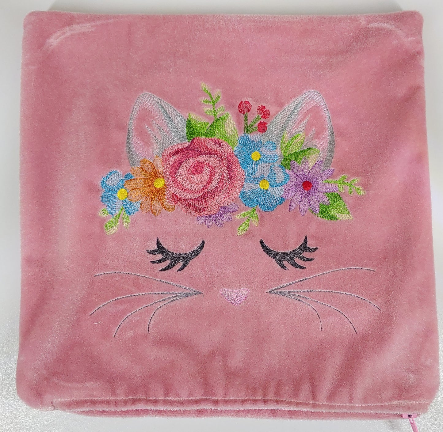 Embroidered Pillow Cover - Enchanting Kitty Face